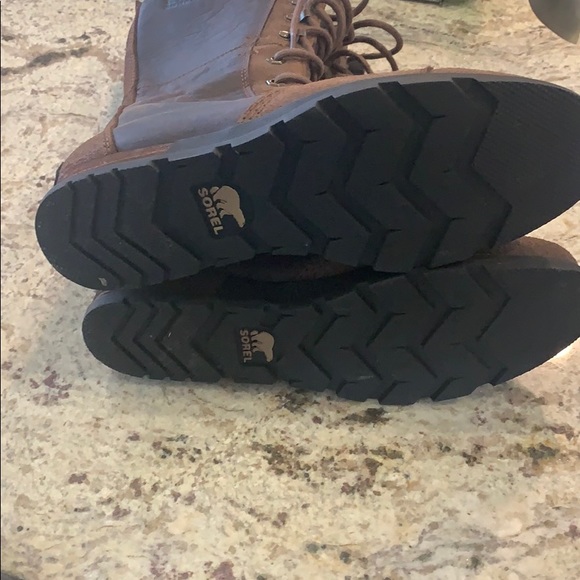Sorel Laceup Boots MidCalf - Picture 3 of 10